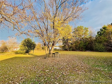 64 Outfield Dr, Bladenboro, NC 28320 - photo 7