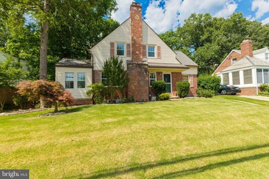 1302 Erskine St, Takoma Park, MD 20912 - photo 2