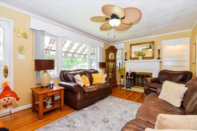 02-1837 Carlton-2