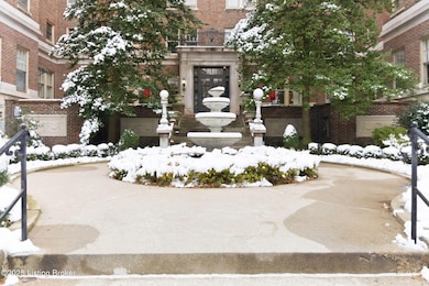 Dartmouth - Willow Terrace Condo unit 63, Louisville, KY 40204 - photo 3