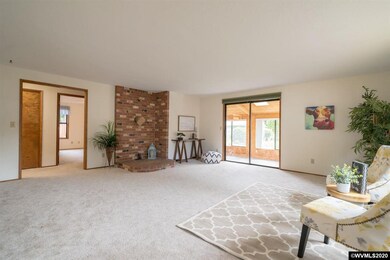 38902 SW 2nd Place, Scio, OR 97374 - photo 3