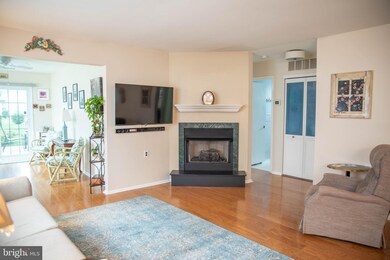 8 Hanover Ct, Mount Laurel, NJ 08054 - photo 7