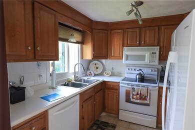 18 Scenery Ln, Johnston, RI 02919 - photo 5