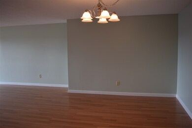 195 Cannongate III, Nashua, NH 03063 - photo 3