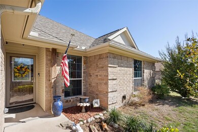 136 Westend Ln, Weatherford, TX 76088 - photo 4