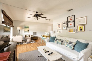 Big Living Area flooded with natural light