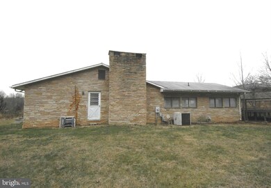 555 Buckhorn Rd, Sykesville, MD 21784 - photo 5