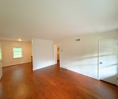 1340 S White Station Rd, Memphis, TN 38117 - photo 4