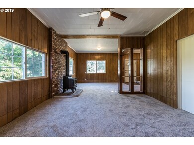 1018 E E St, Rainier, OR 97048 - photo 4