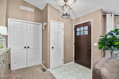 8-web-or-mls-Entryway