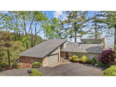 3032 NE Rocky Butte Rd, Portland, OR 97220 - photo 2