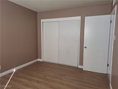489 North Cir unit 2, Las Vegas, NV 89119 - photo 5