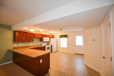 1250 W Adams Hill Cir unit 503, Bloomington, IN 47403 - photo 4