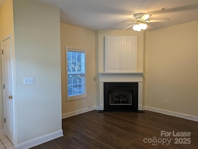 917 Shearer St unit 20, Davidson, NC 28036 - photo 4