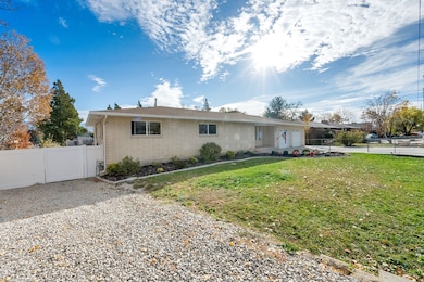 7361 S 2700 W, West Jordan, UT 84084 - photo 4