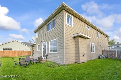 Hommati.com-5502_Yukon_Charlie_Loop_AK-0