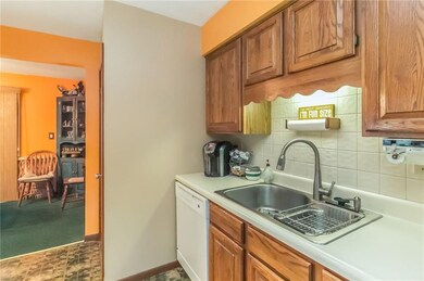 706 33rd St, West Des Moines, IA 50265 - photo 6