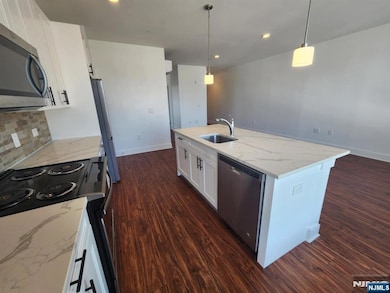 77 Ridge Rd unit 306, North Arlington, NJ 07031 - photo 7