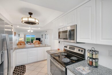 24_4100OceanBeach111013_mls