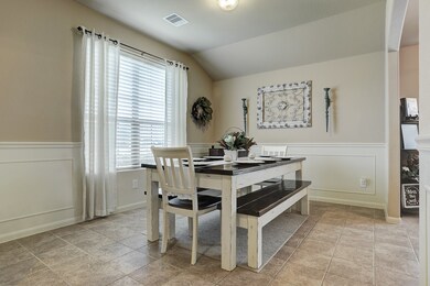 418 De Coster Blvd, Alvin, TX 77511 - photo 4