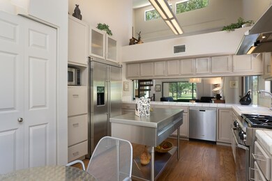 Kitchen - 2161 Clubhouse