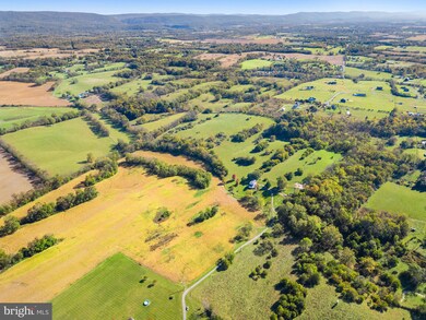 405 Spring Creek Ln, Shepherdstown, WV 25443 - photo 4