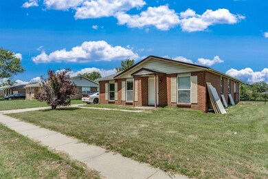 1614 E Catalina St, Wichita, KS 67216 - photo 3