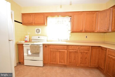 4526 Shady Dr, Wilmington, DE 19808 - photo 7