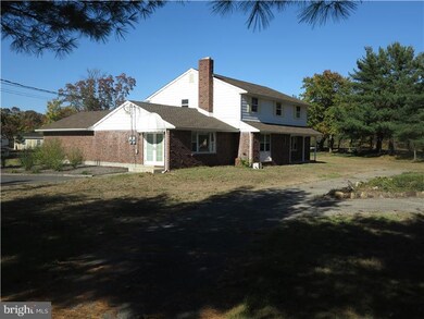 1335 Mount Holly Rd, Beverly, NJ 08010 - photo 2