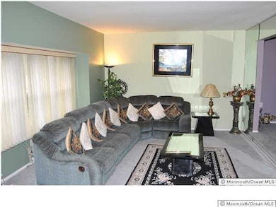 6 Windfall Ln, Marlboro, NJ 07746 - photo 4