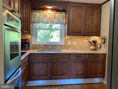 2952 Bedminster Rd, Perkasie, PA 18944 - photo 7