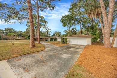 8306 W Forest Cir, Tampa, FL 33615 - photo 2