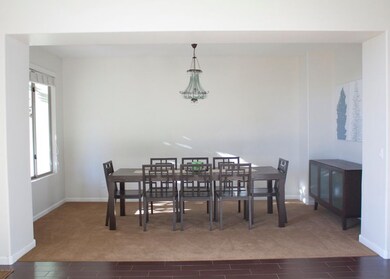 DiningRoom