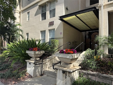 402 S Armenia Ave unit 134, Tampa, FL 33609 - photo 3