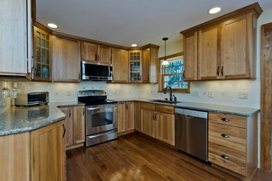 34 Randall Wood Dr, Montague, MA 01351 - photo 3