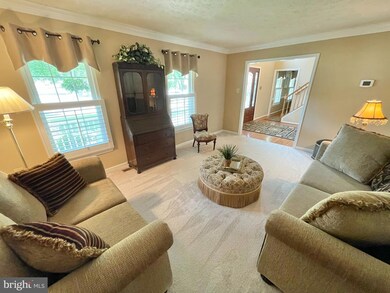 2716 Verdis Ln, Crofton, MD 21114 - photo 6