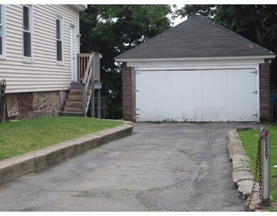 21 Forest St unit 27, Lawrence, MA 01841 - photo 2