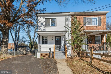 3400 Webster St, Brentwood, MD 20722 - photo 2