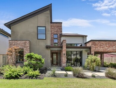 1143 Du Barry Ln, Houston, TX 77018 - photo 3