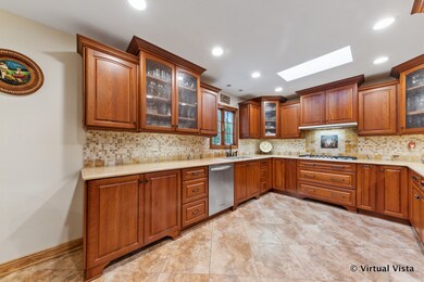 133 Cedarbrook Rd, Naperville, IL 60565 - photo 3