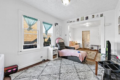 1515 Laurel Ave, Waukegan, IL 60085 - photo 4