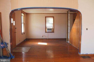 27 N F St, Keyser, WV 26726 - photo 6