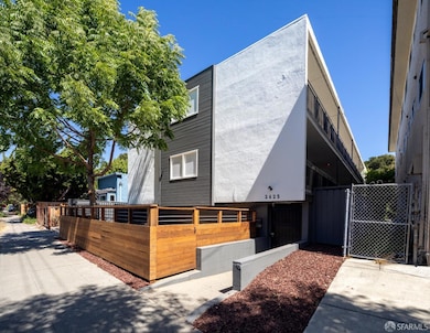 2425 Grant St, Berkeley, CA 94703 - photo 3