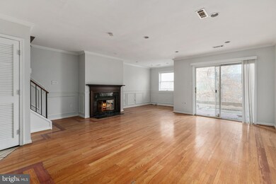 3746A Madison Ln unit 3746A, Falls Church, VA 22041 - photo 5