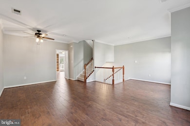 7072 Little Thames Dr, Gainesville, VA 20155 - photo 3