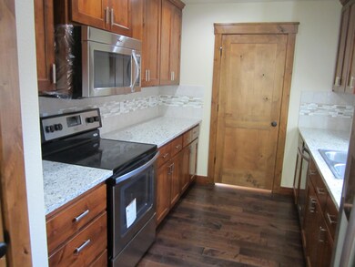 Kitchen 1