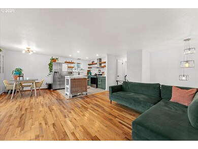 21 NE 196th Ave, Portland, OR 97230 - photo 7