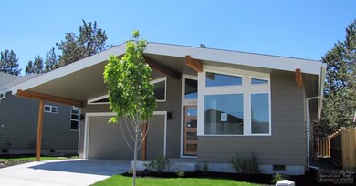 61519 SE Lincoln Ln, Bend, OR 97702 - photo 2