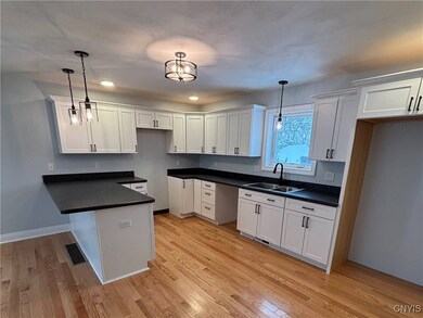 105 Bryant Ave, Syracuse, NY 13204 - photo 6