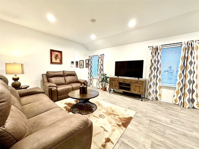 Spacious living area with room for large furniture